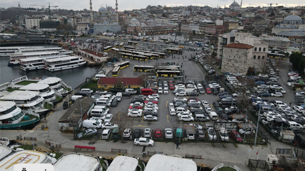 İmamoğlu Eminönü Meydanı'nı yayalaştırma projesinden yeni görsel paylaştı