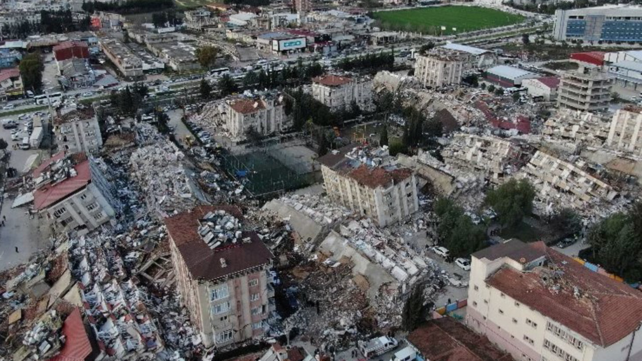 Hacettepe'nin deprem raporu açıklandı: Beton dayanımı el ile ufalanabilecek kadar düşük