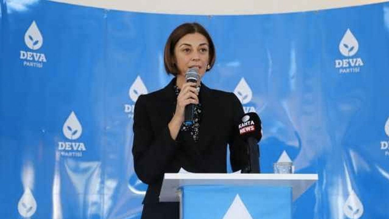 DEVA Partisi Genel Başkan Yardımcısı Helün Fırat istifa etti