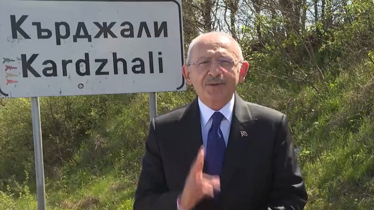 Kılıçdaroğlu, Kırcaali tabelası önünden seslendi: 'Size tek bir lafım olacak'