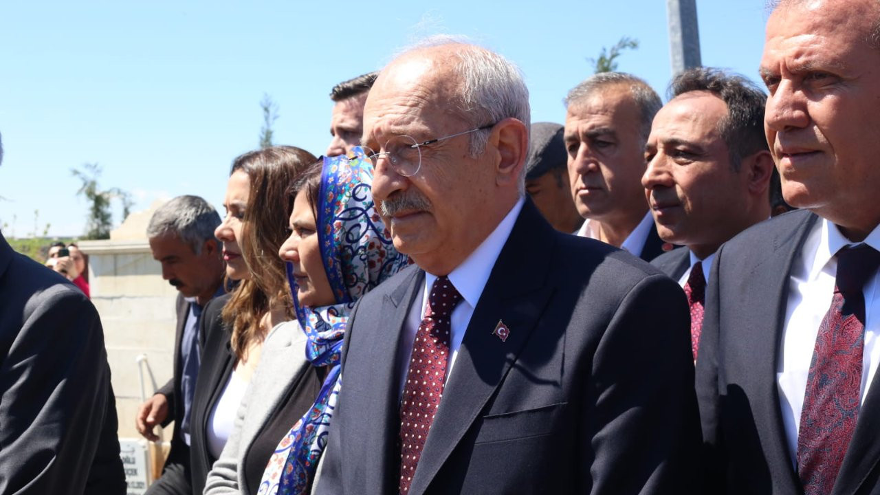 Mezarlıktaki mezhepçi provokasyon hakkında Kılıçdaroğlu'ndan ilk açıklama: 'Benim hakkım varsa ben helal ettim'