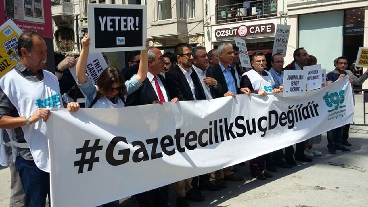 TGS’den 'Türkiye'de Gazetecilik' araştırması: Düşük maaş, siyasi baskı, mobbing