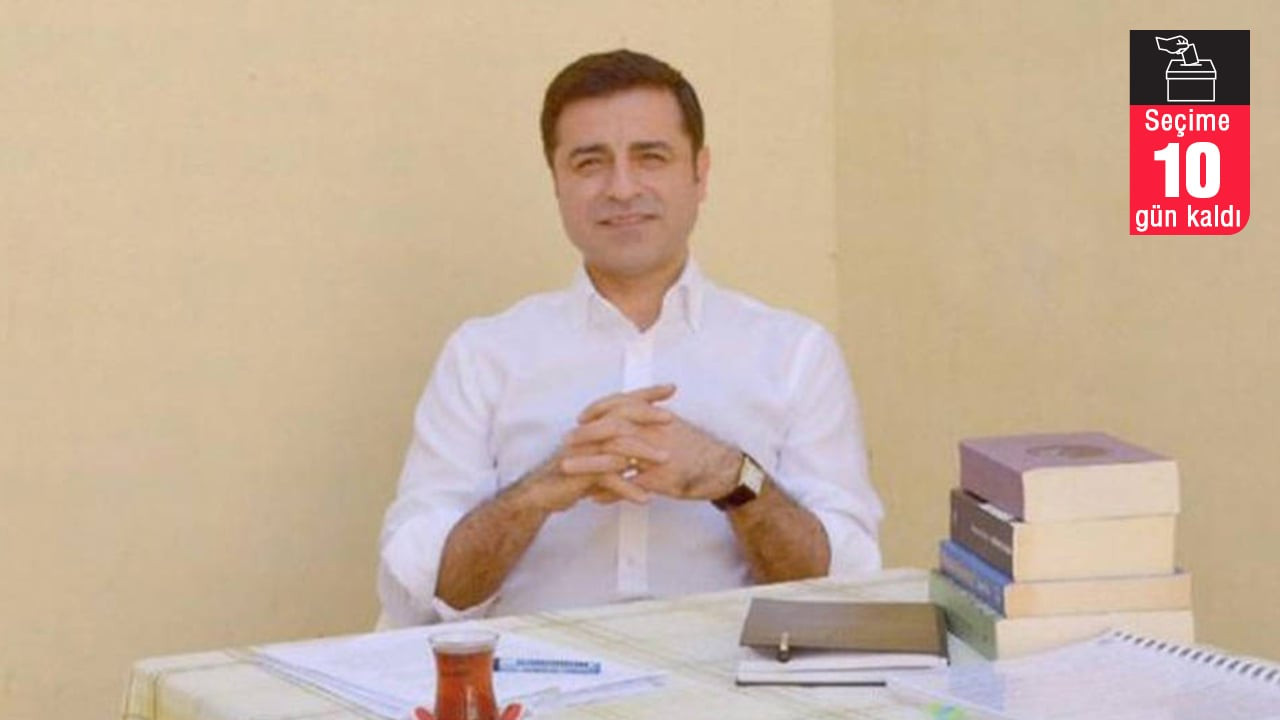 Demirtaş'tan seçim güvenliği paylaşımı: Seçimi yapan devlet değildir, sizsiniz oyunuza ve geleceğinize sahip çıkın