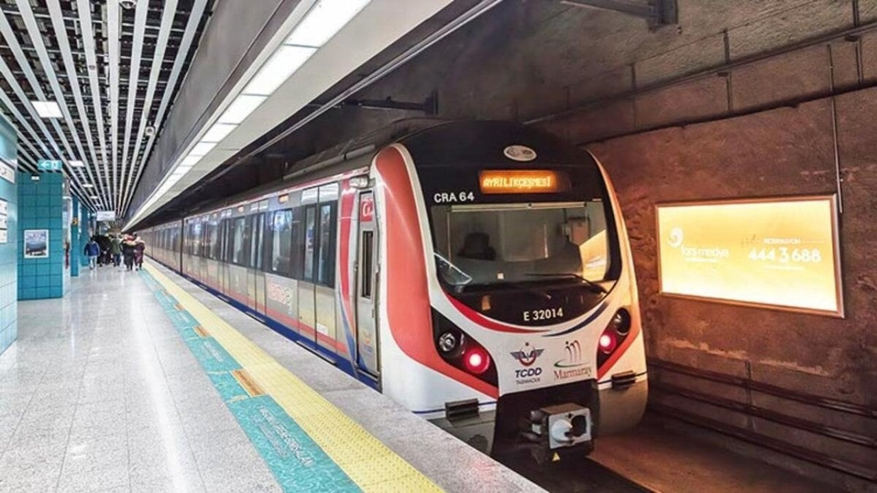 İstanbul’da metro seferlerine miting düzenlemesi