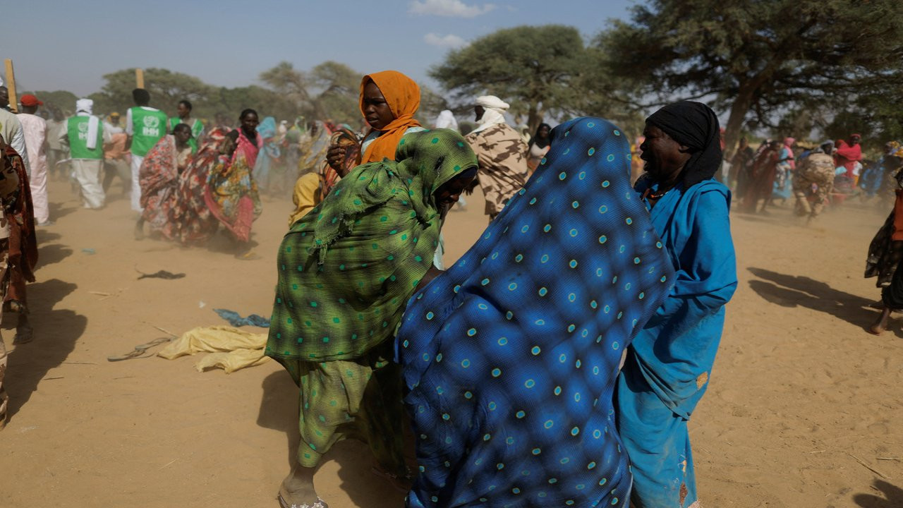 Birleşmiş Milletler: Sudan'daki çatışmalar nedeniyle 200 bin kişi ülkeden ayrıldı