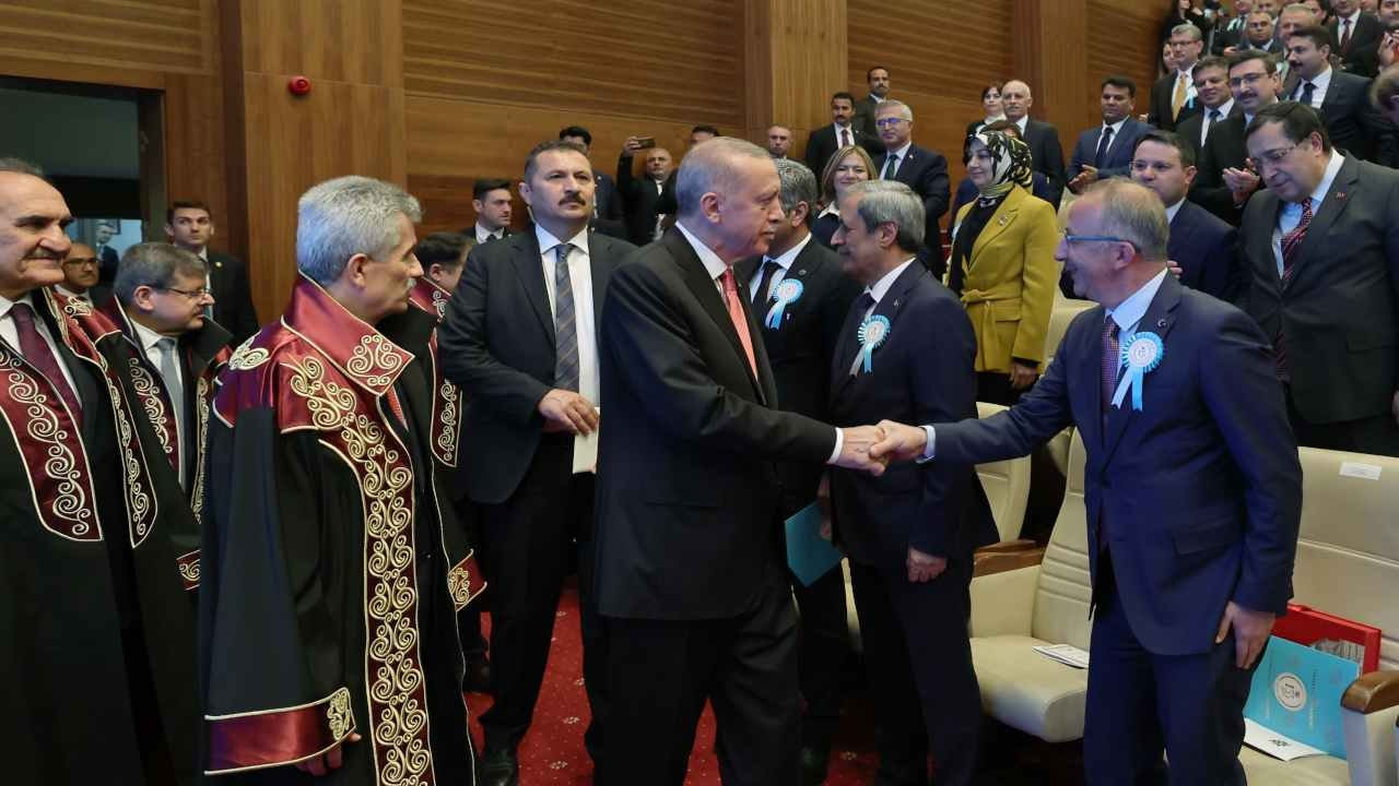 Erdoğan: Hedefimiz sivil bir anayasa