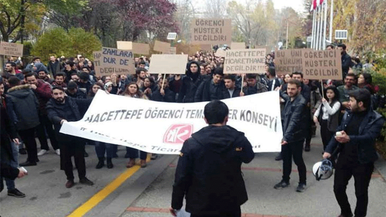 Hacettepe öğrencileri rektörlüğe yürüdü