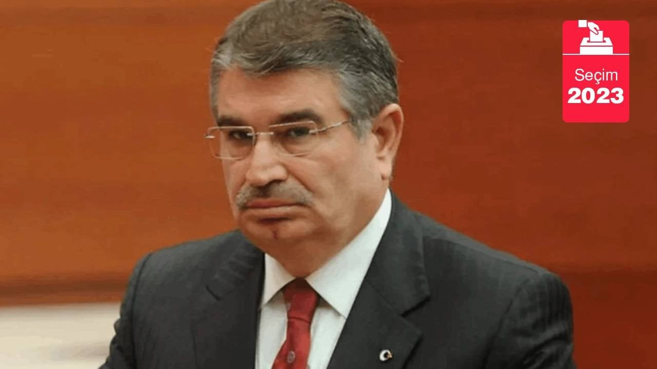 Eski bakan İdris Naim Şahin Meclis'e giremedi