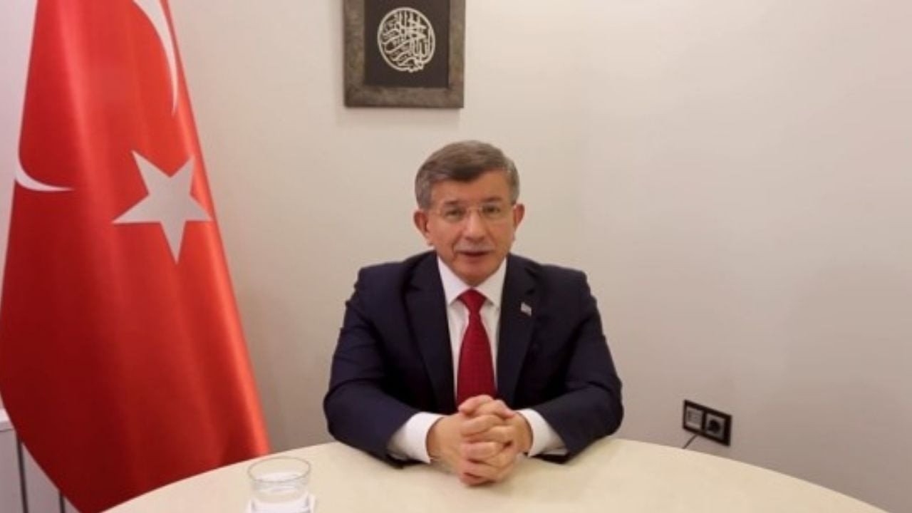 Davutoğlu: Önümüzdeki seçim değil referandum, gelecek nesillere borcumuz var