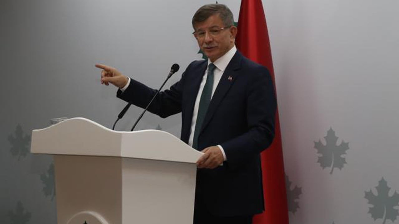 Davutoğlu'ndan seçim mesajı: Millet ya değişim ya da statükoya devam diyecek