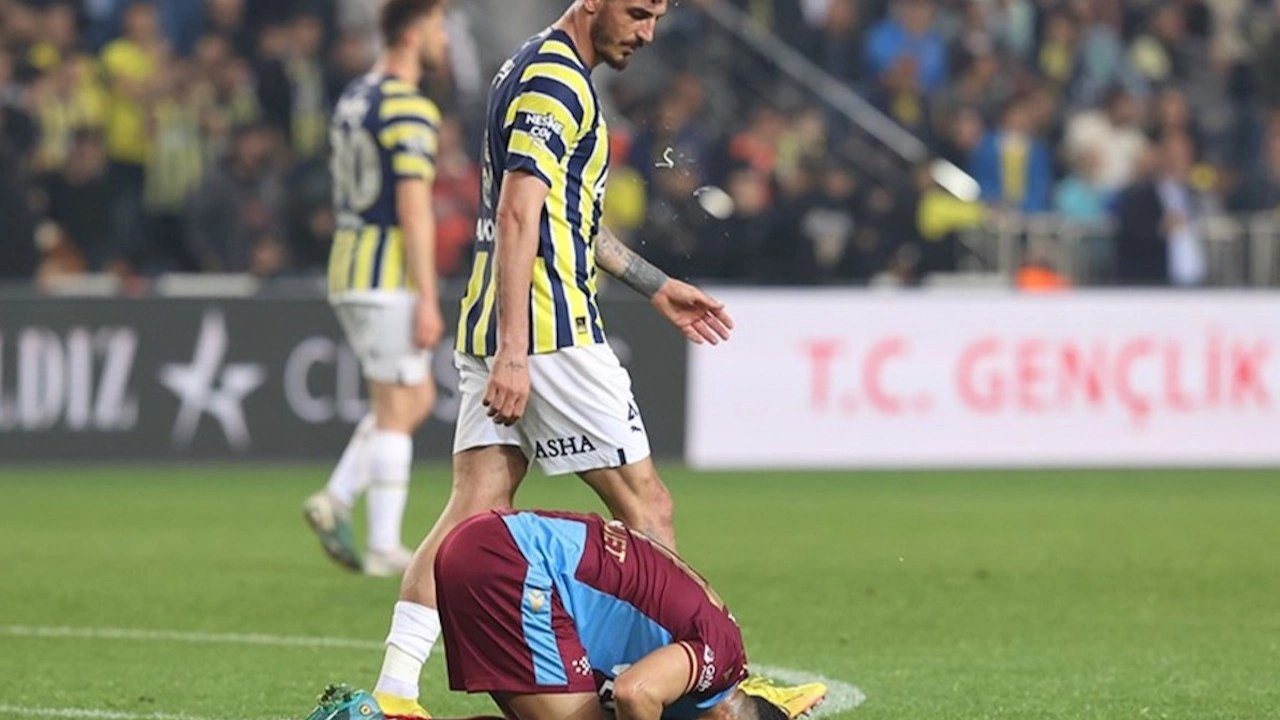 Fenerbahçe, Trabzonspor'un 'tükürük' iddialarını yalanladı: Manipüle edilmiş görüntüler