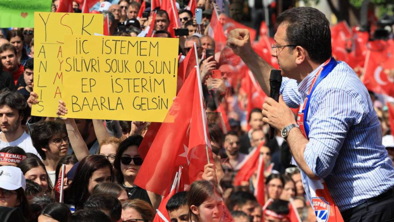 İmamoğlu: Yalanlarını, iftiralarını yüzlerini çalacağız