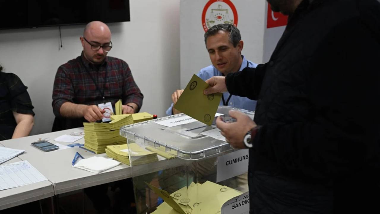 YSK, son verileri açıkladı: Yurt dışında katılım 900 bine dayandı