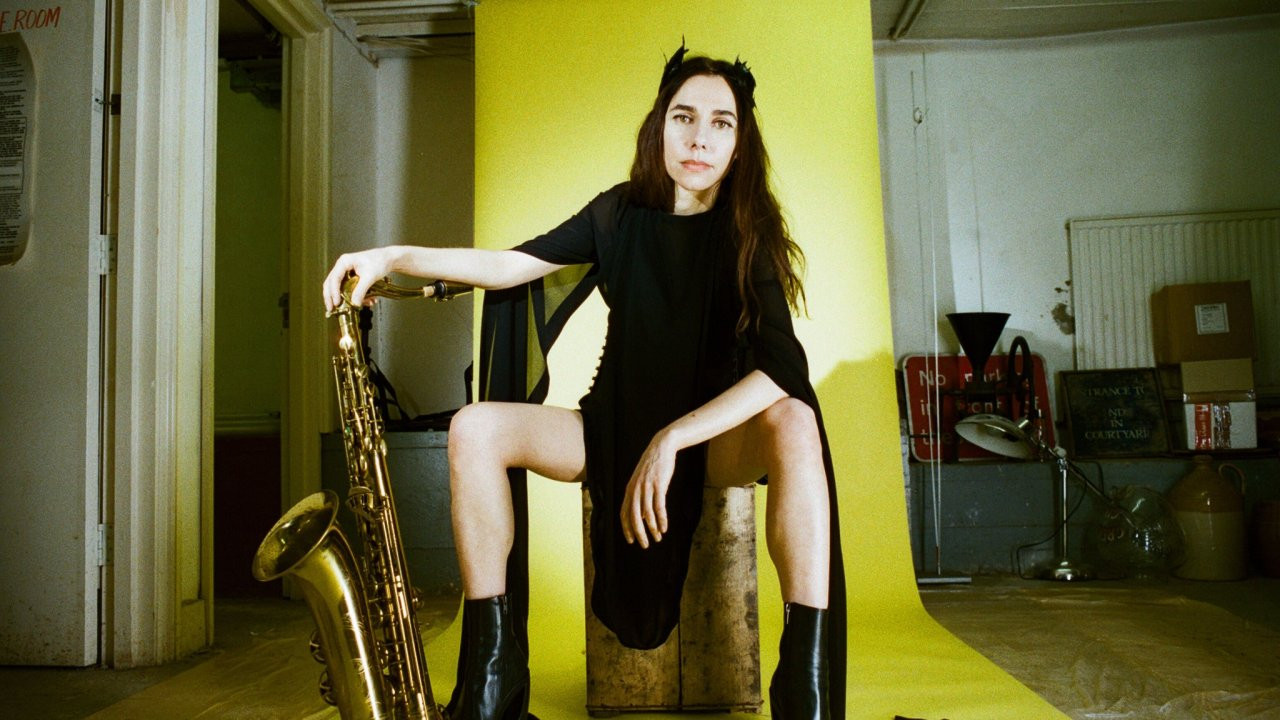 PJ Harvey'den yeni albüm: I Inside The Old Year Dying