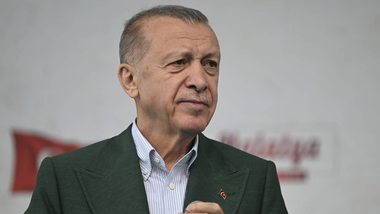 Erdoğan'ın Malatya mitingindeki övüncü: Depremde 50 bin insan öldü, alanda 50 bin kişi var