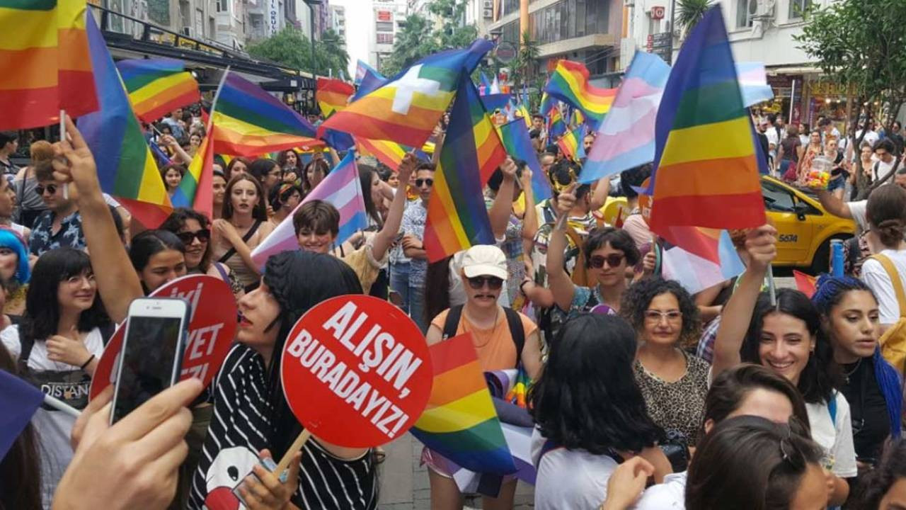 14 LGBTİ+ derneğinden seçim açıklaması: Bu kime karşı muhalefet edeceğimizin seçimi