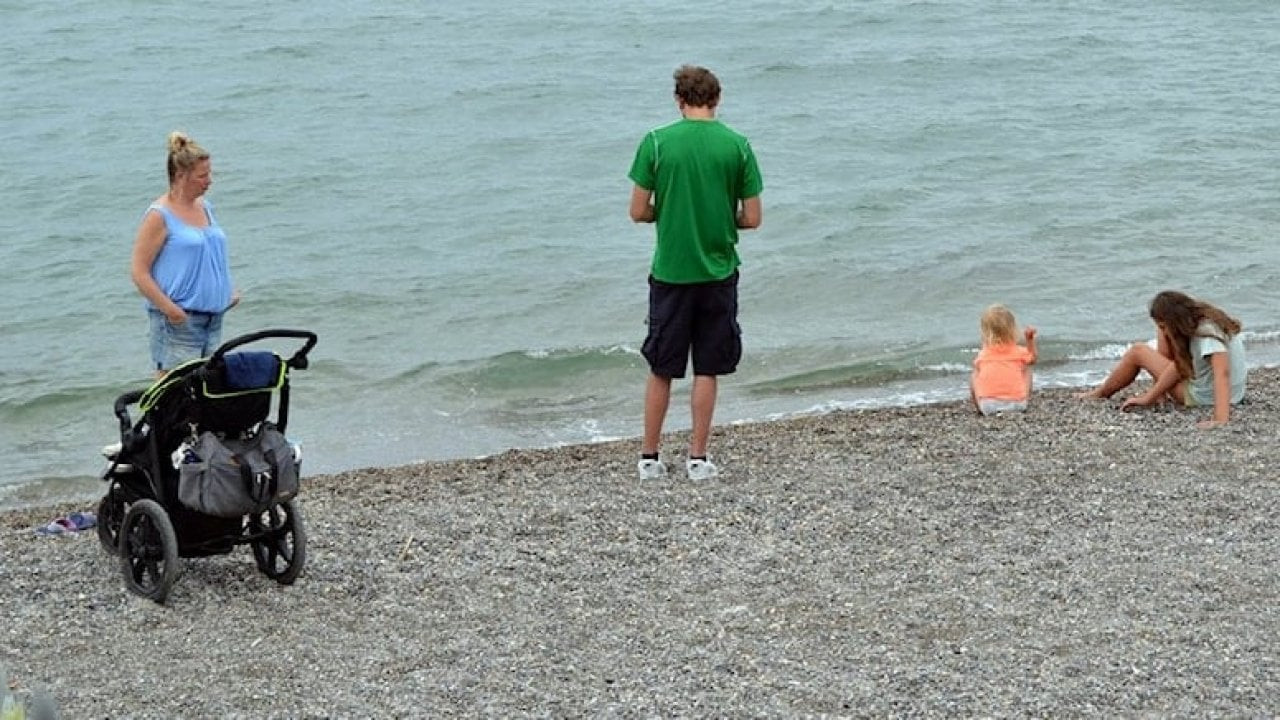Seçim nedeniyle sahiller yabancı turistlere kaldı