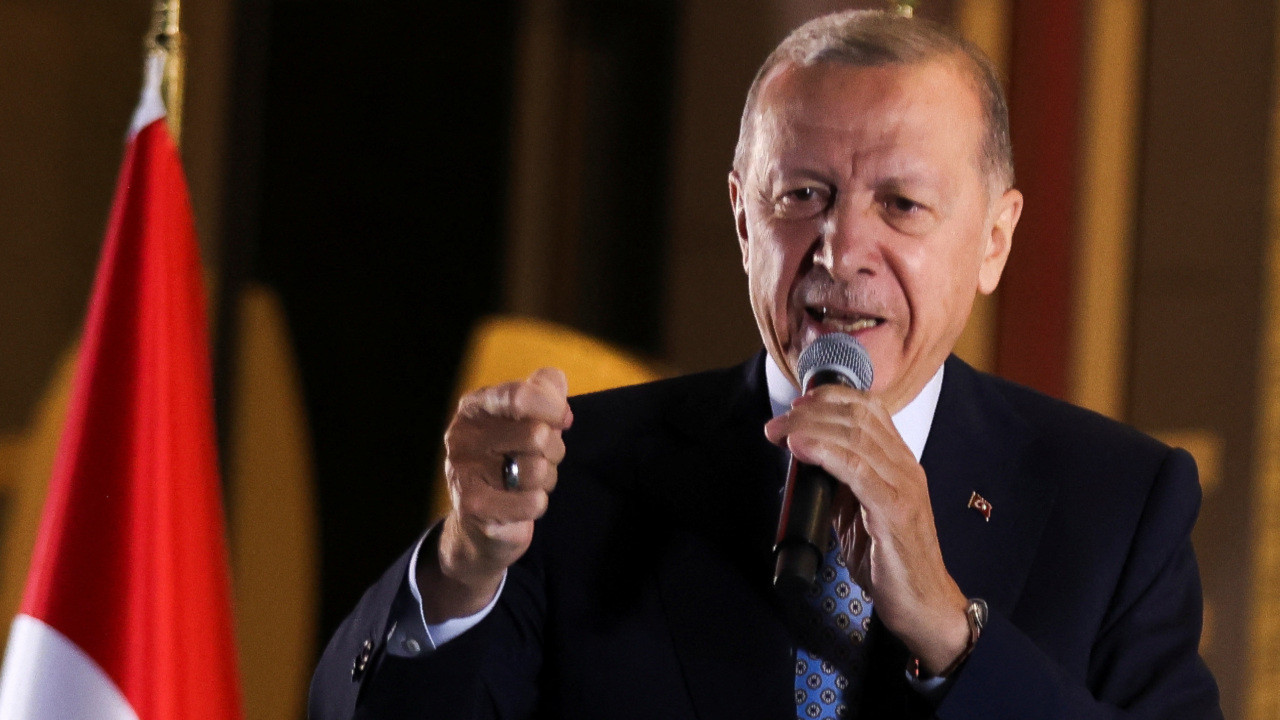 Erdoğan'ın balkon konuşması dünyaya sansürlü servis edilmiş: 'Selo', 'Bay Kemal', 'Kandil' yok