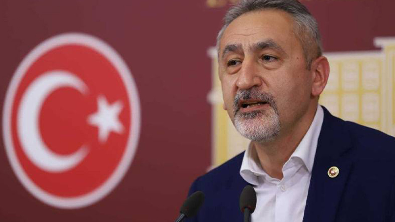 CHP'li Adıgüzel'den Kınık'a tepki: Sen önce kimsesizler mezarlığında yatanlar ile helalleş