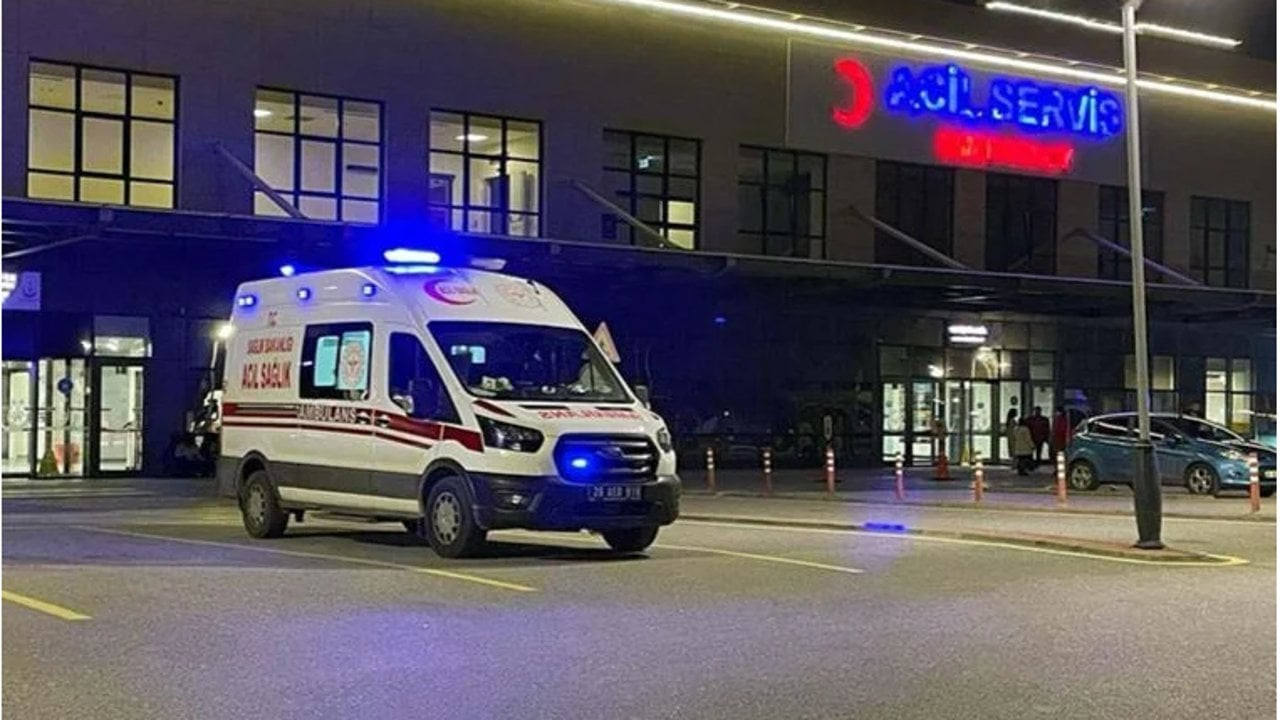 MHP'den aday olan Doç. Dr. Ayas Eskişehir'de silahlı saldırıya uğradı