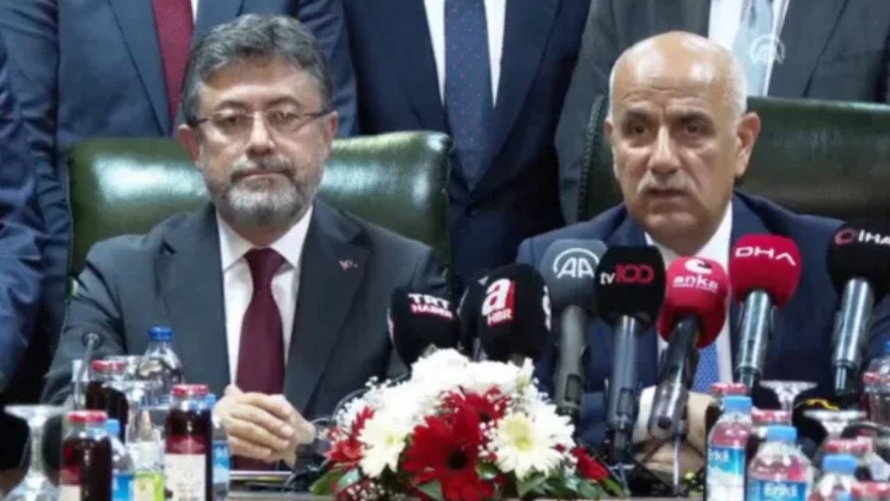 Tarım Bakanlığı'nda devir teslim: Bakan Yumaklı'dan 'yapısal reform' ve 'millileştirme' mesajı