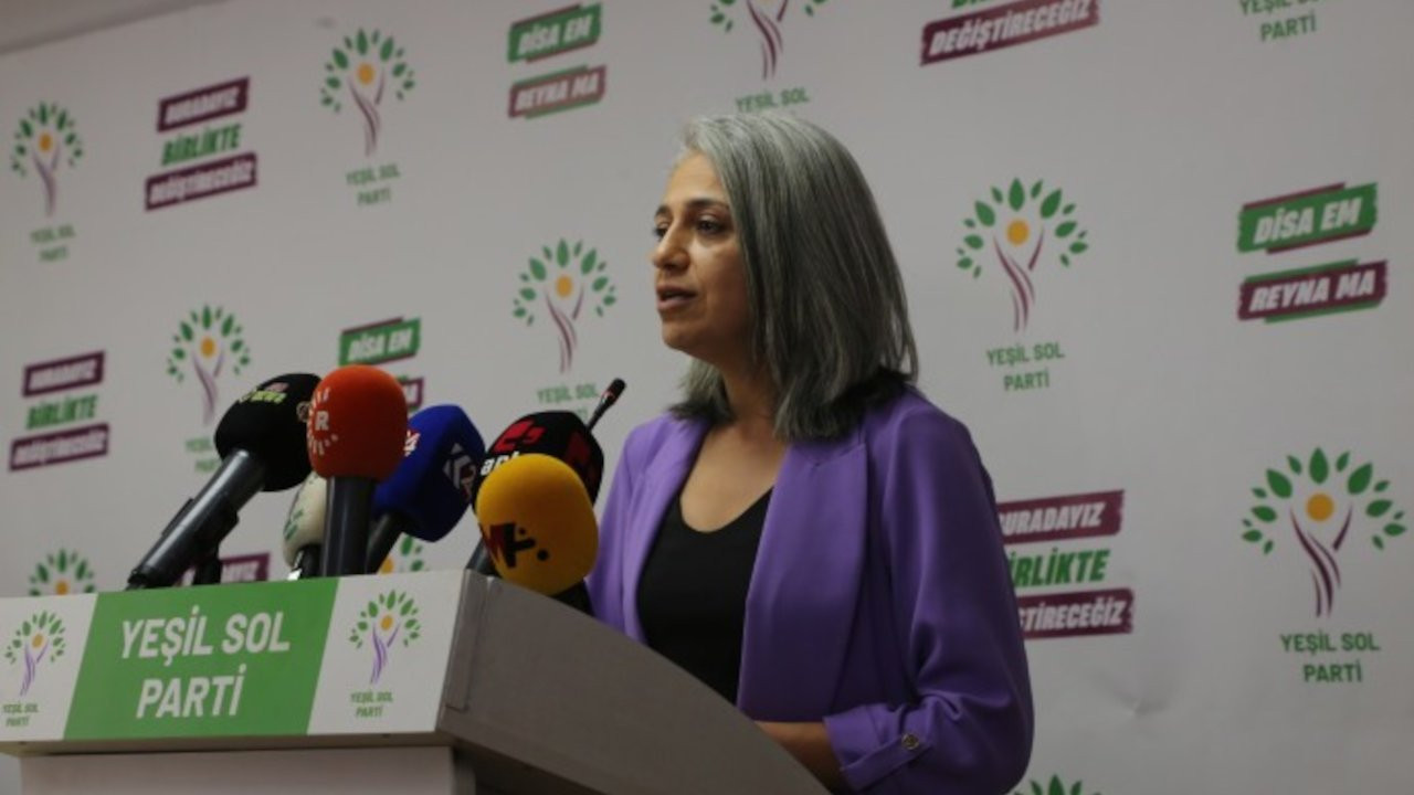 HDP ve Yeşil Sol Parti Kadın Meclisleri toplandı: 'Sokaklar da bizim mücadele de bizim'