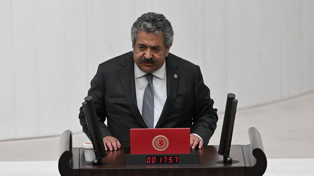MHP’li Feti Yıldız'dan Anayasa’nın ilk 4 maddesi çıkışı: Değiştirmeye yönelik girişimler yok