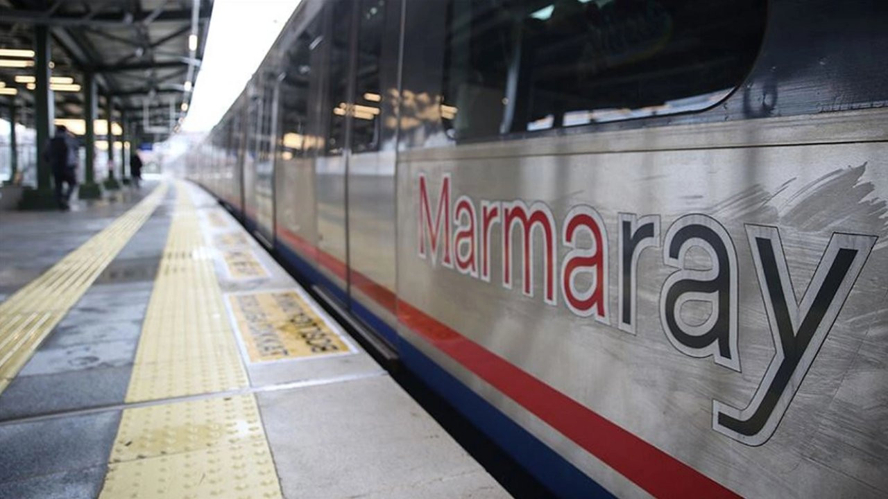 Marmaray'da teknik arıza: Seferler gecikmeli yapılıyor
