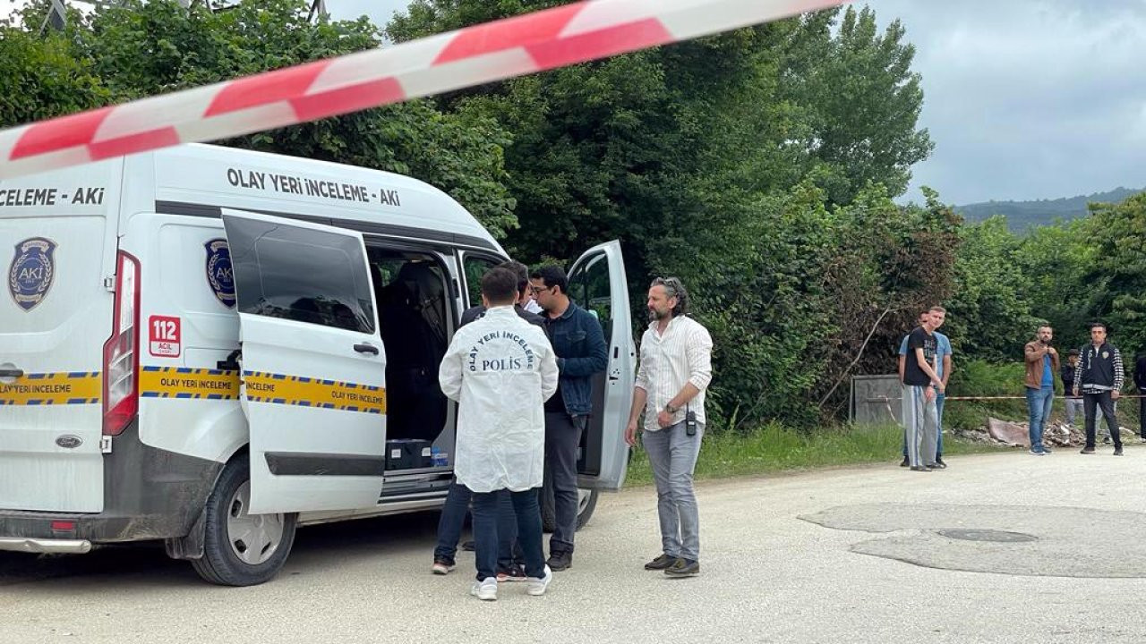 Kendisini döven oğlunu öldürdü