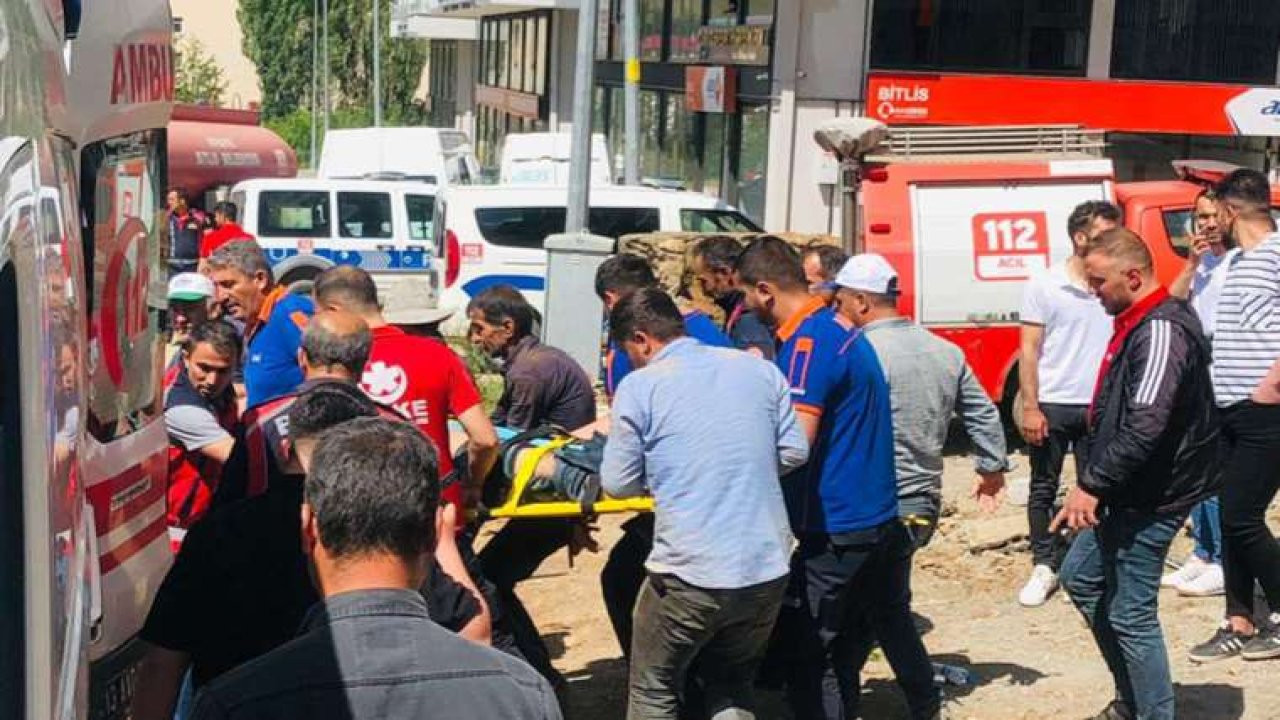 Bitlis'te inşaat alanında toprak kaydı: İki işçi yaralı