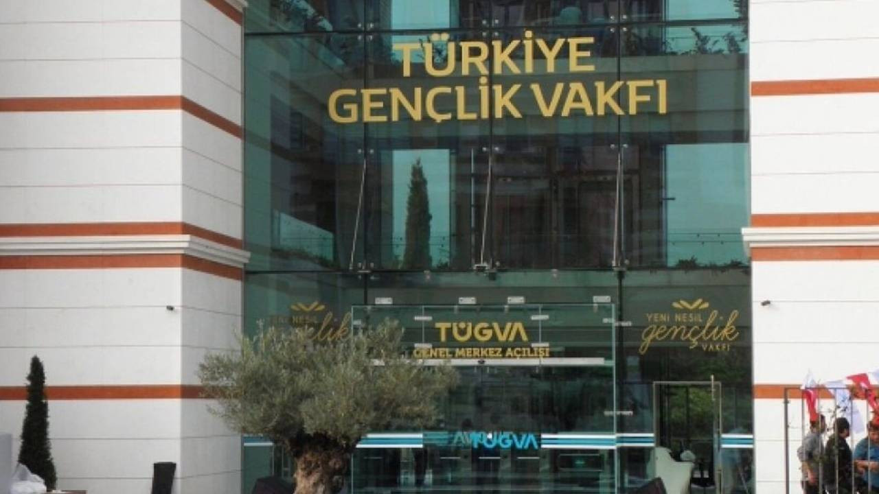 Eski TÜGVA Yöneticisi: TÜGVA, Berat Albayrak’ın gençlik kollarına dönüştü