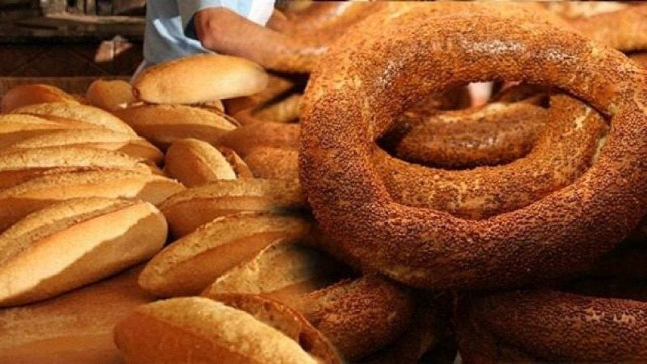 İstanbul'da ekmeğe zam: Simit 10, ekmek 8 lira oldu