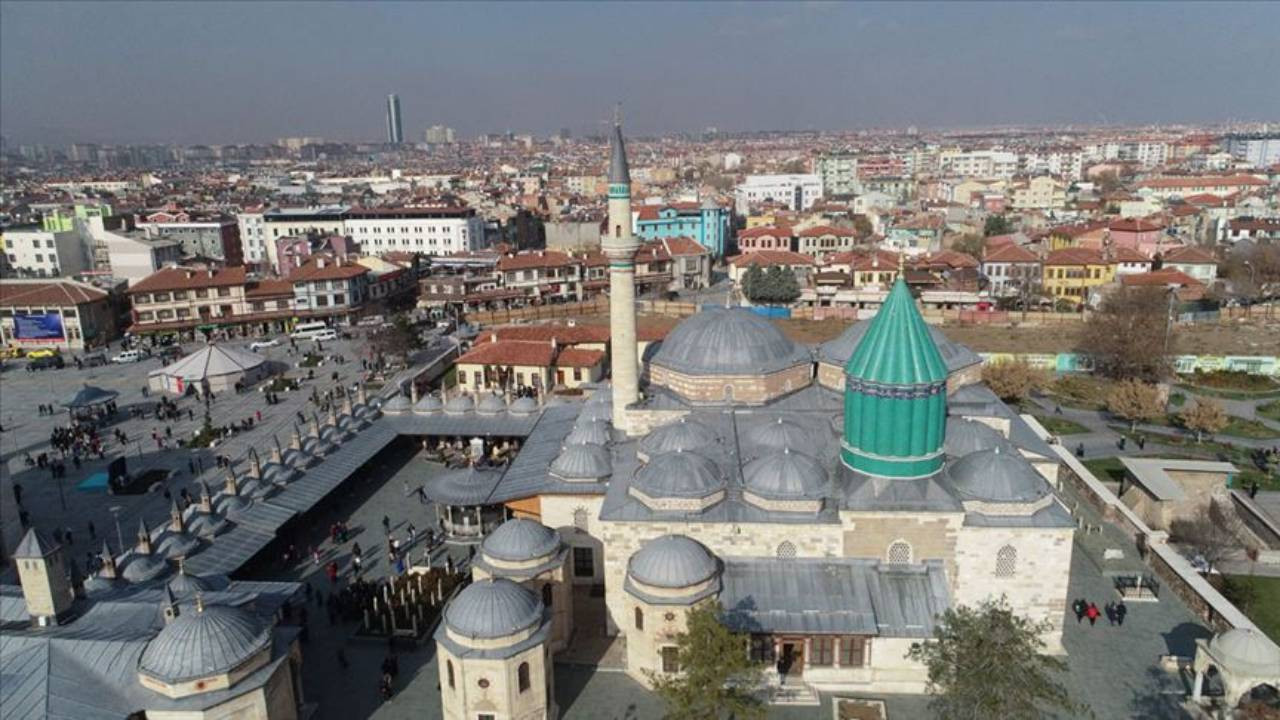 AKP'li Konya Büyükşehir Belediyesi'nden ulaşıma yüzde 90 zam