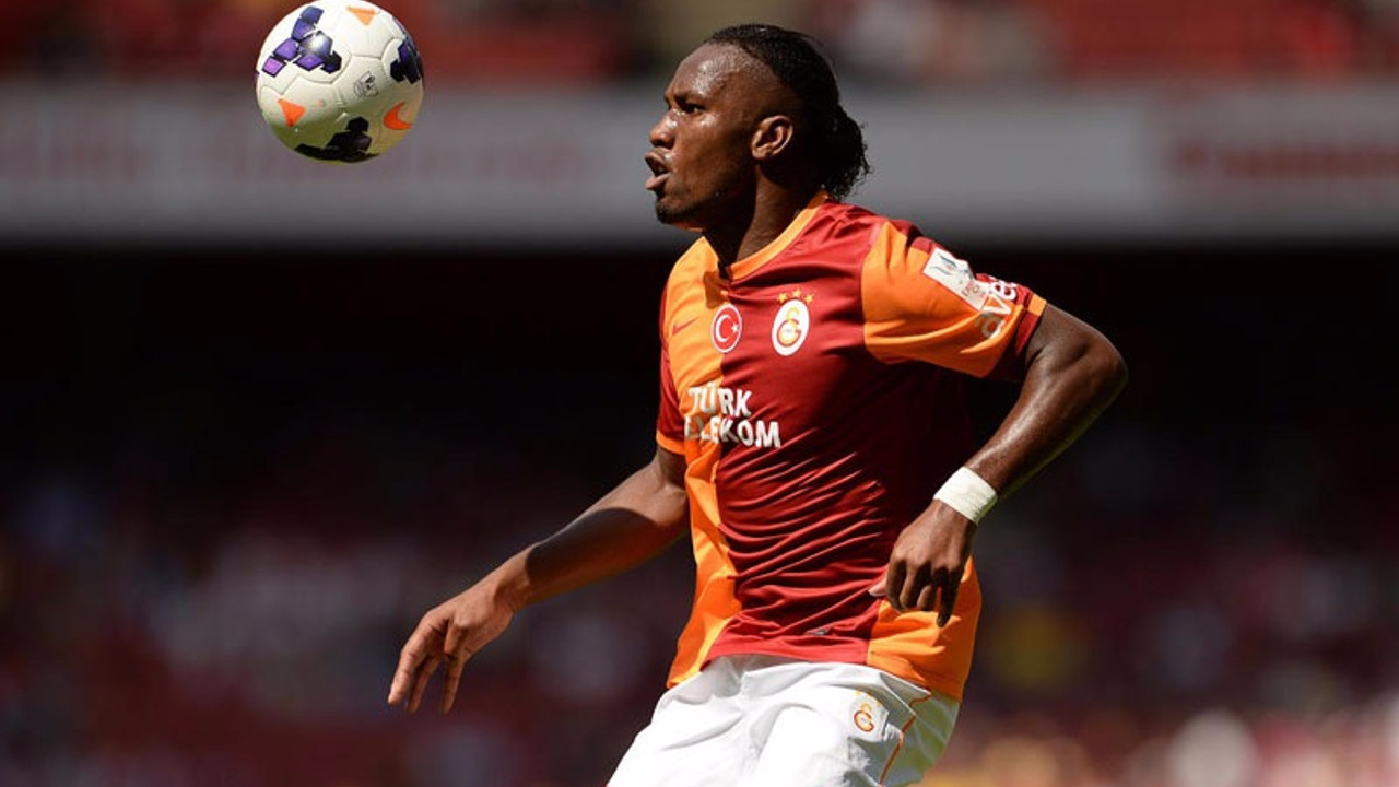 Drogba futbola veda ediyor