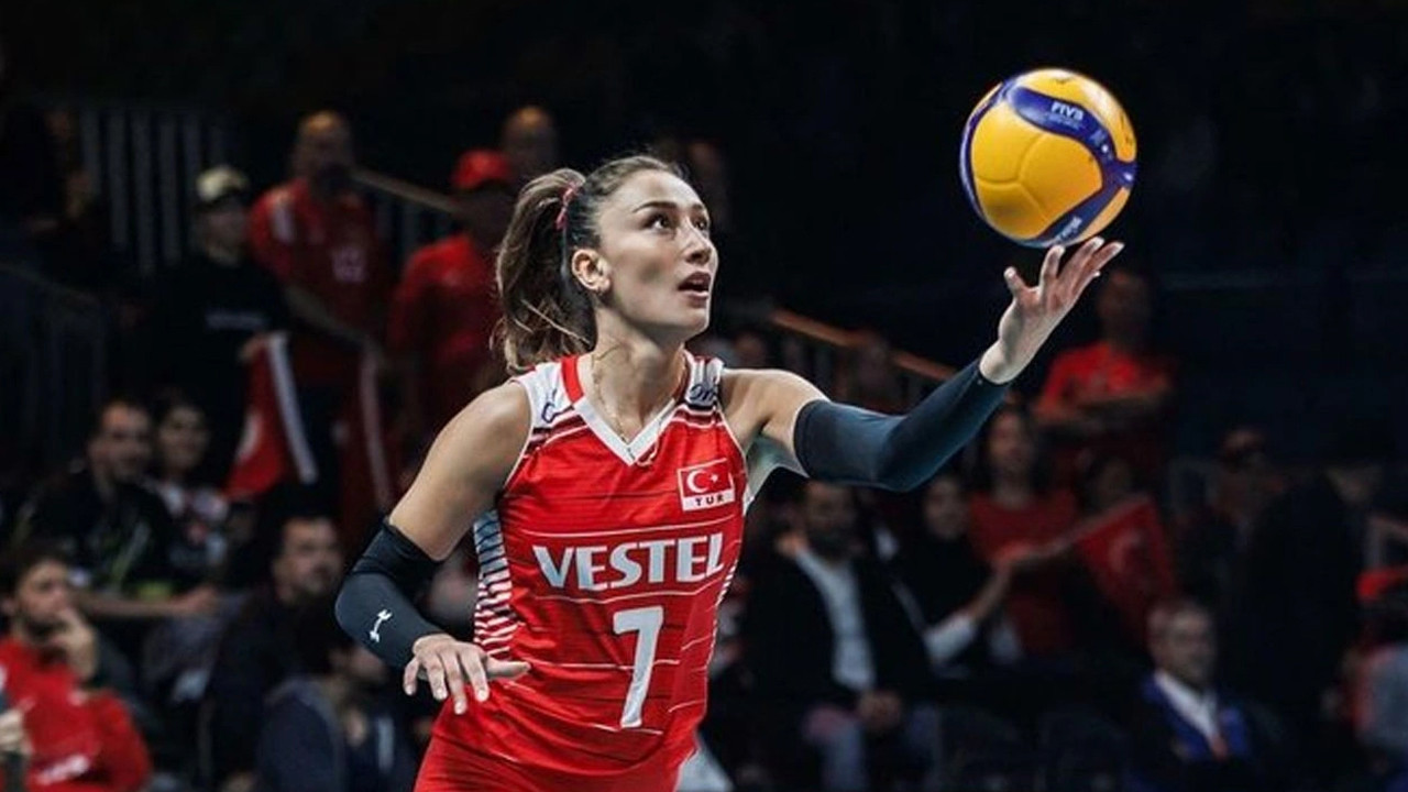 Voleybolcu Hande Baladın'a 'Yüzüne asit atacağım' tehdidi: Suç duyurusunda bulundu