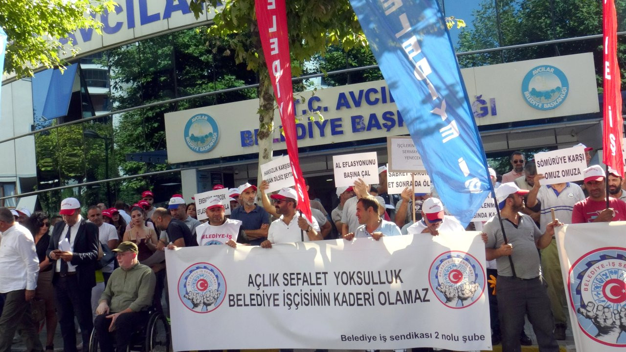 Avcılar Belediyesi işçilerinden eylem: Maaşlarının düzeltilmesini istediler