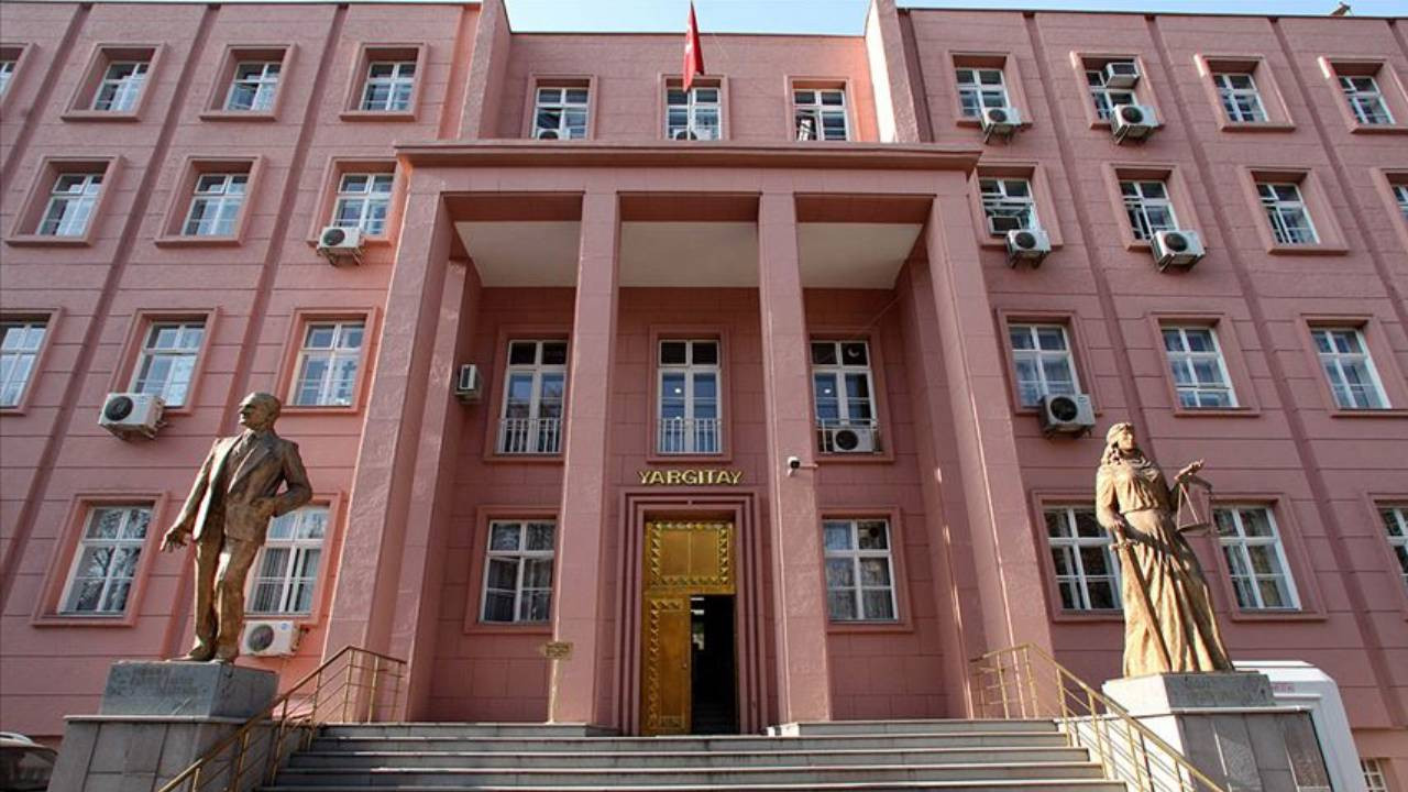 Yargıtay'dan 'fazla mesai' kararı: Gününde ödenmeyen ücret için en yüksek faiz