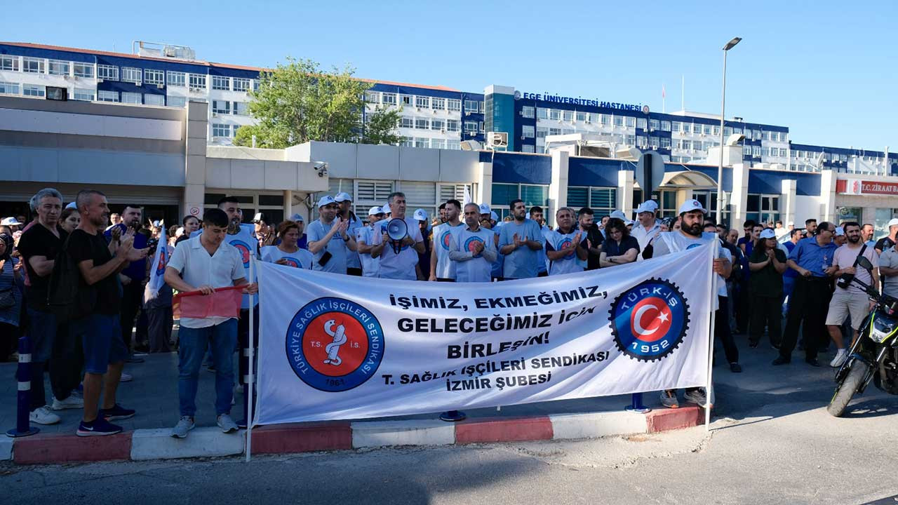 Ege Üniversitesi Hastanesi çalışanları iş bıraktı