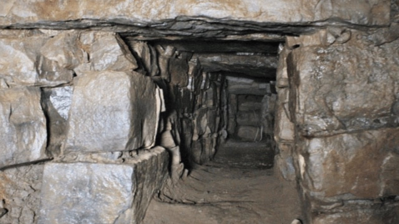 UNESCO'nun dünya mirası listesindeki 'Chavin De Huantar'da 3 bin yıllık mühürlü koridor bulundu