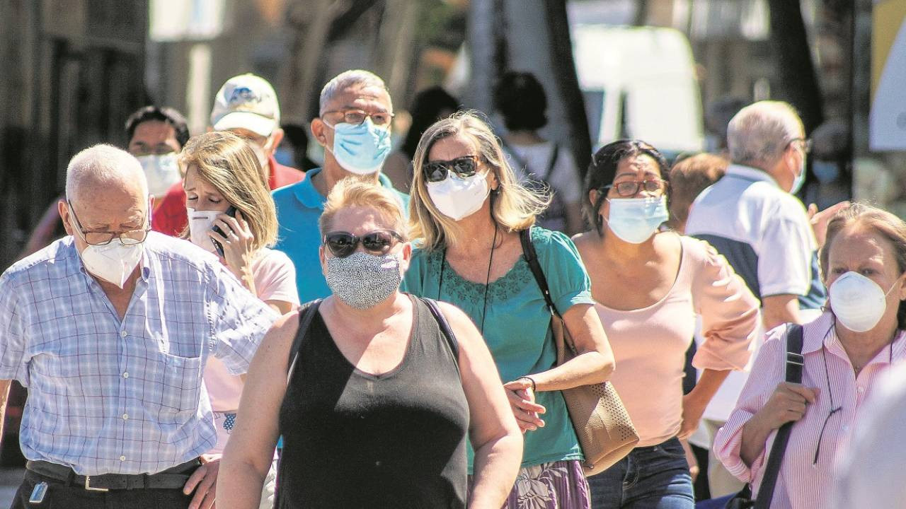 Koronavirüsün varyantları yayılıyor: Uzmanlar tarih vererek uyardı