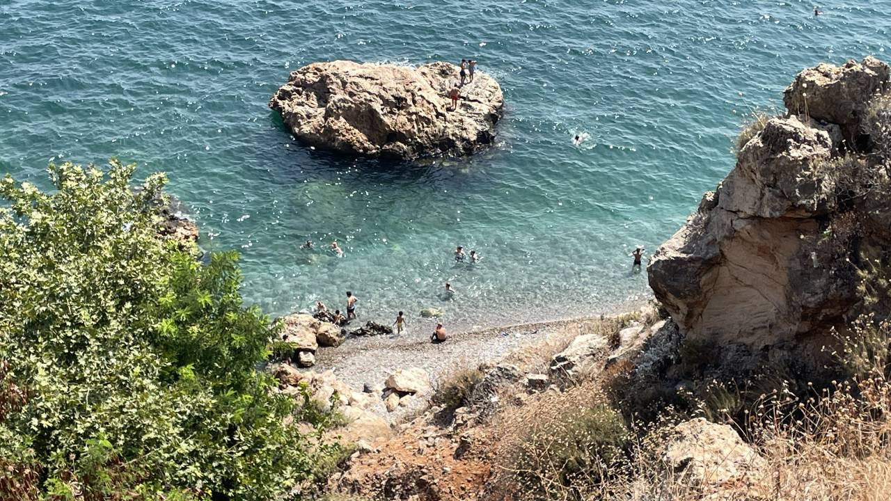 Sıcak hava dalgası hafta boyunca devam edecek: Meteoroloji'den 9 il için tahmin