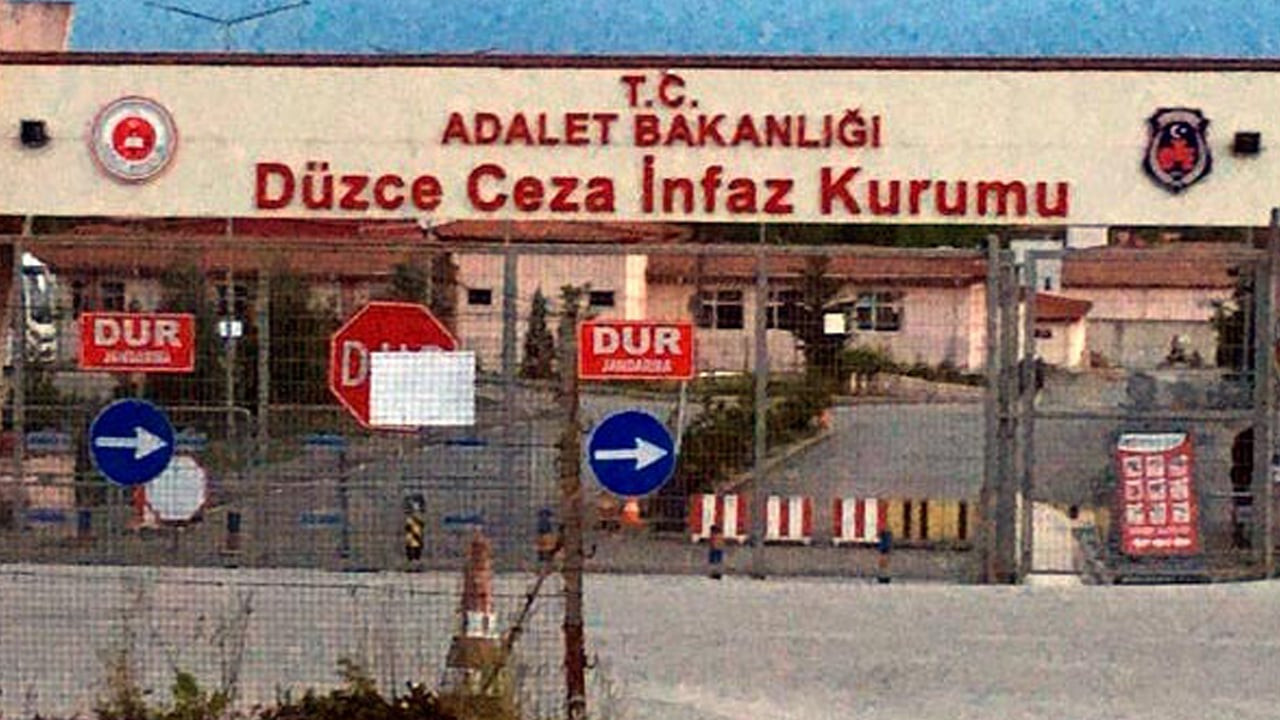 AYM'den 'gazete' ve 'kalabalık koğuş' kararı: 78 bin TL tazminat ödenecek