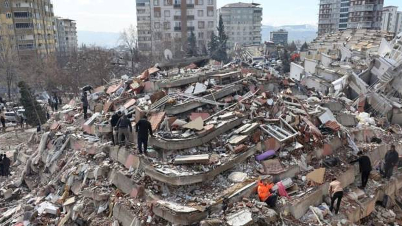 Bakan Göktaş deprem bölgesindeki engellilerle ilgili soruları yanıtsız bıraktı: İstatistikler paylaşılmadı