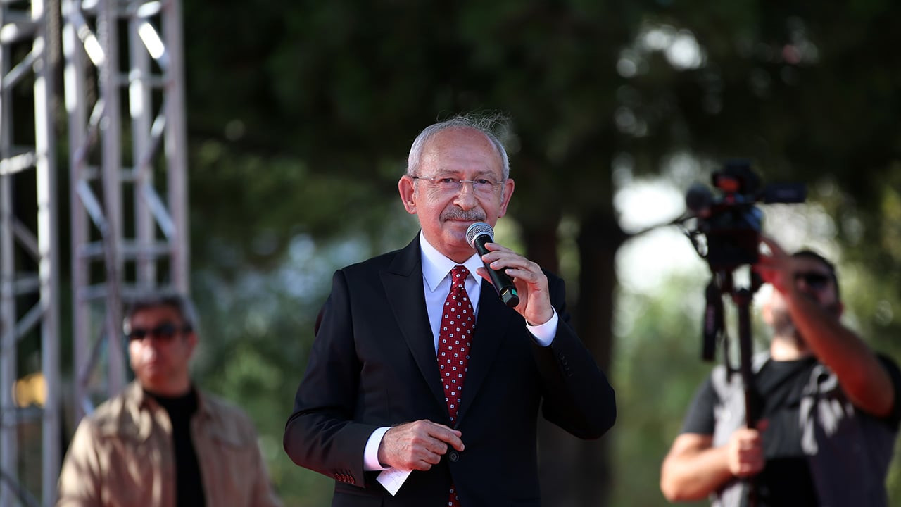 Kılıçdaroğlu, Aydın'da temel atma törenine katıldı: 'Bugün para dilenen bir iktidar düşünün'