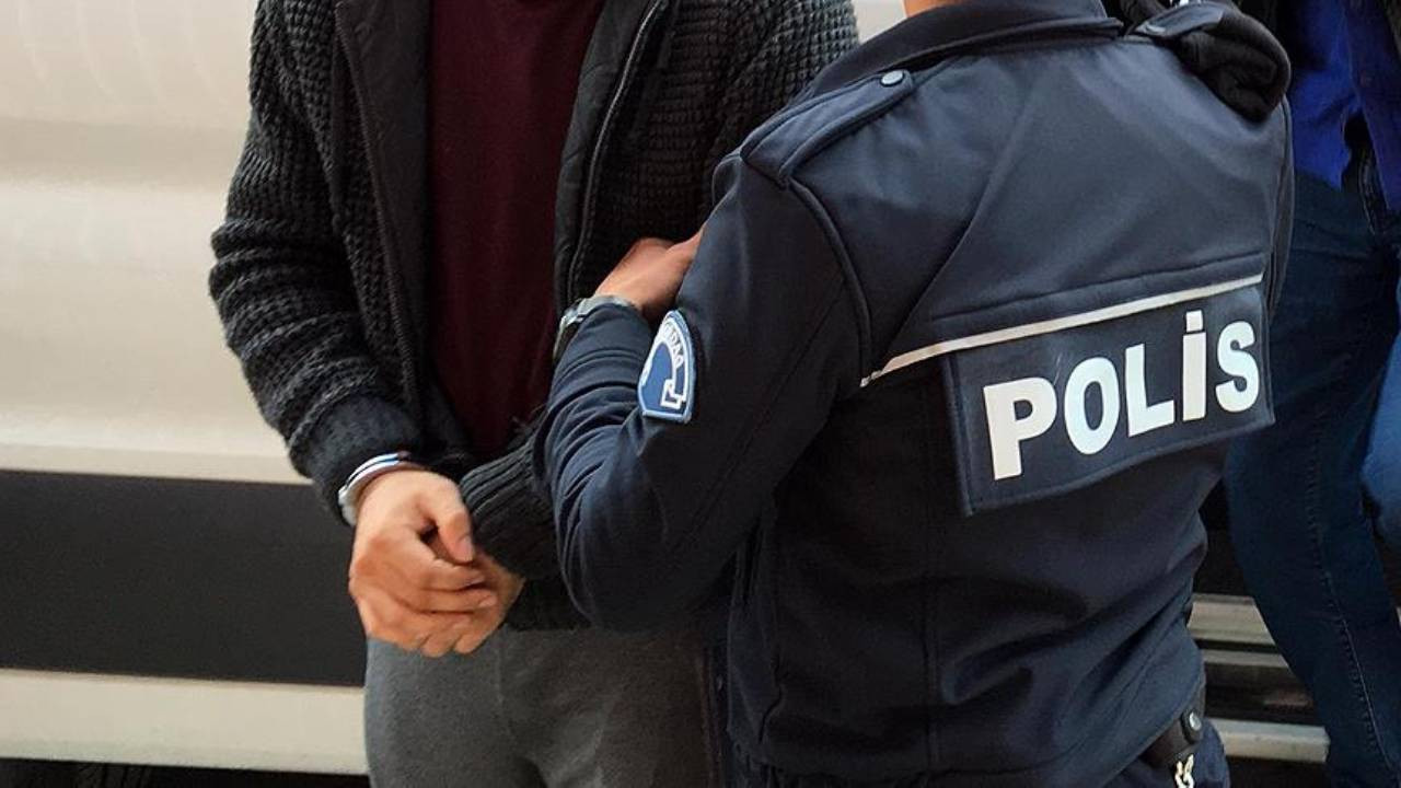 Adana’da kesilmiş 12 eşek ve altı at ele geçirildi: İki gözaltı