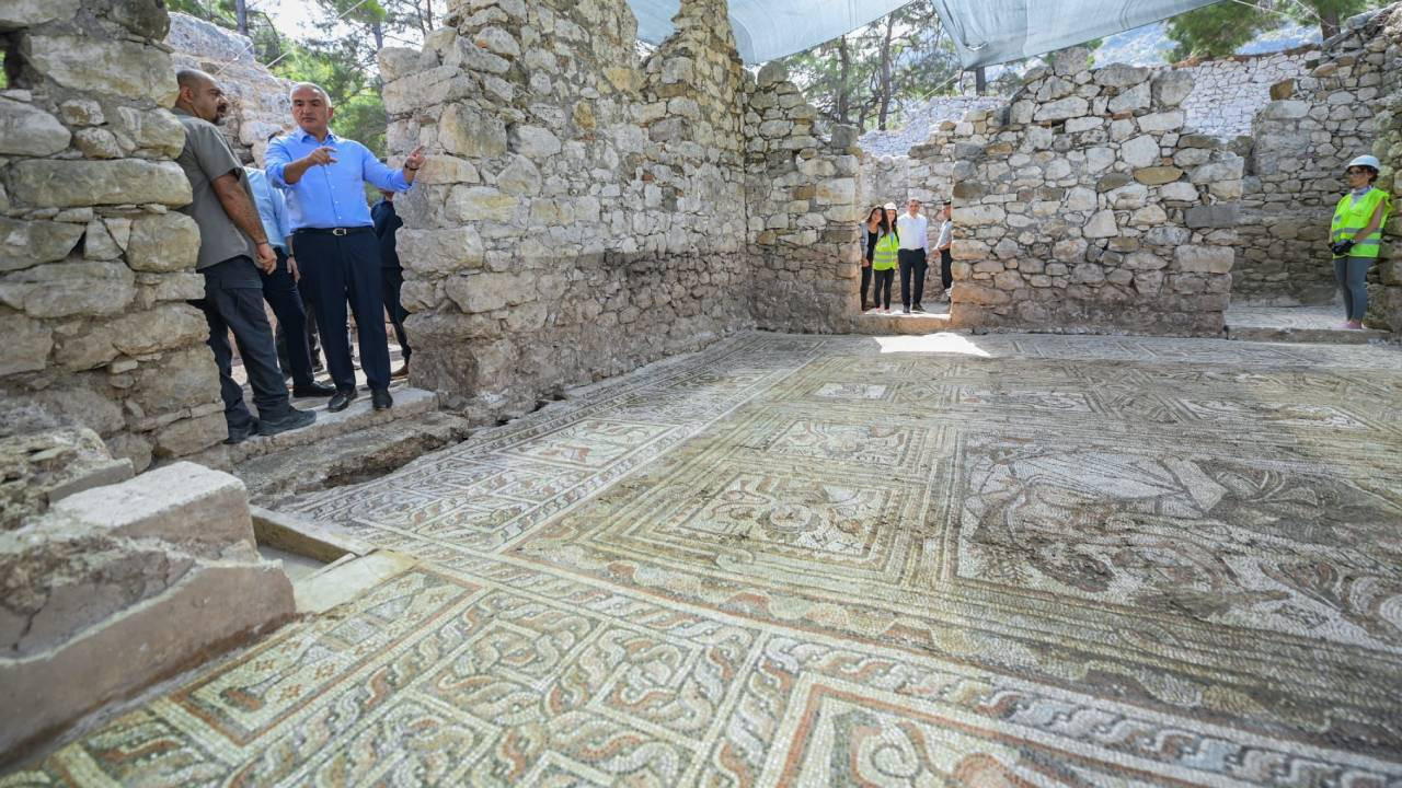 Olimpos Antik Kenti'nde yeni buluntulara ulaşıldı