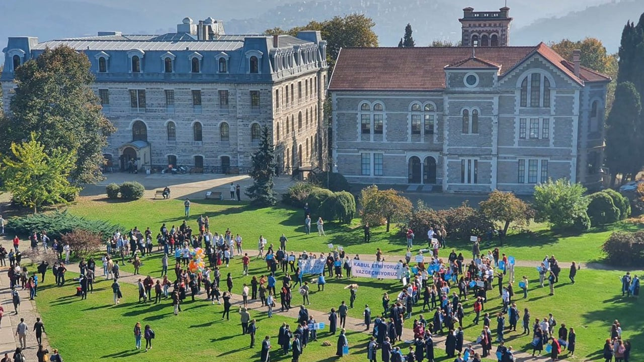 Boğaziçi Üniversitesi'nde 'Okul Öncesi Eğitim Birimi' için imza kampanyası