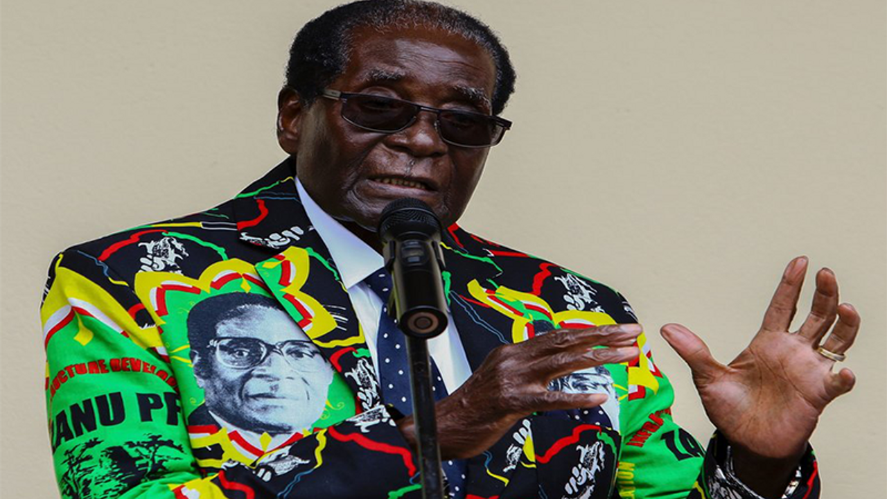 Mugabe istifa etti