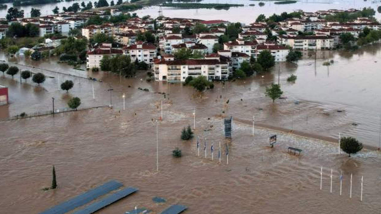 Yunanistan'daki sel felaketiyle ilgili soruşturma emri