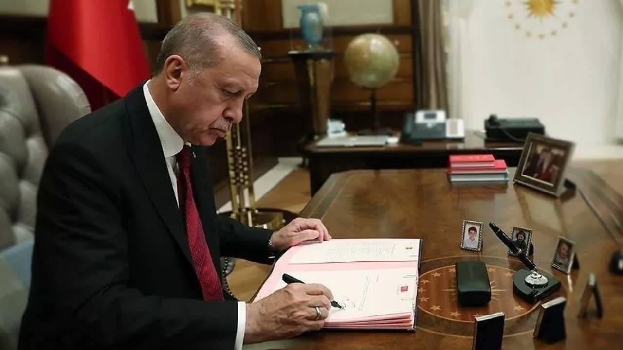 Erdoğan'dan gece yarısı atama ve görevden alma: Tan Sağtürk'e yeni görev